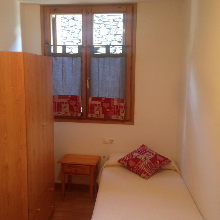 Vora Riu Apartman Esterri d'Àneu Kültér fotó