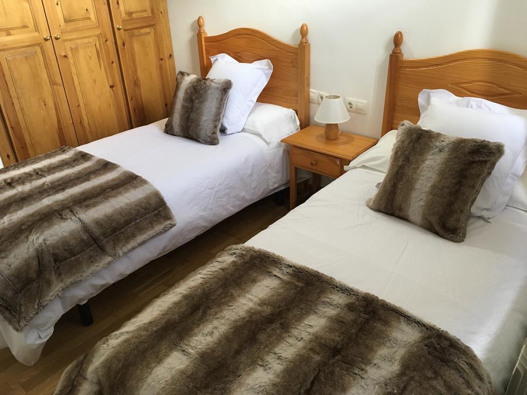 Vora Riu Apartman Esterri d'Àneu Kültér fotó