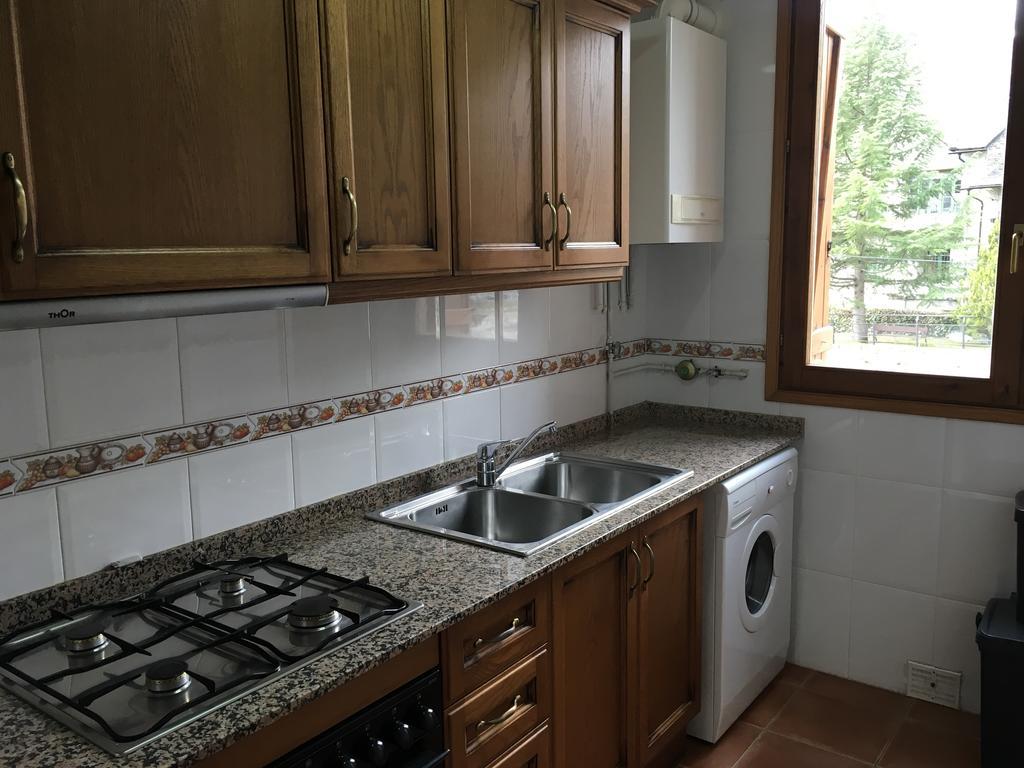 Vora Riu Apartman Esterri d'Àneu Kültér fotó