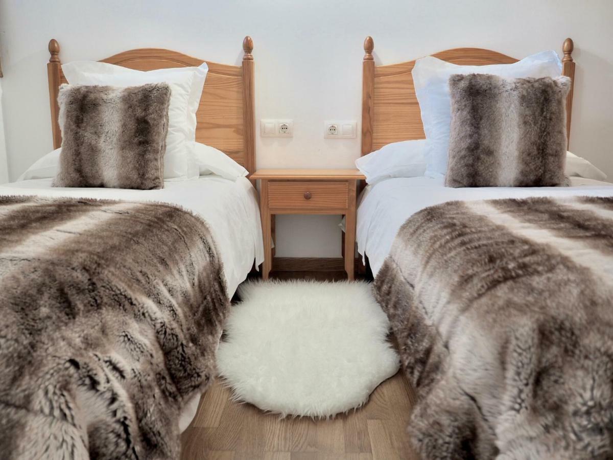 Vora Riu Apartman Esterri d'Àneu Kültér fotó